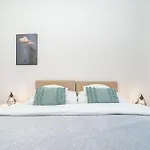 Apartman Cute With Terrace And Ac