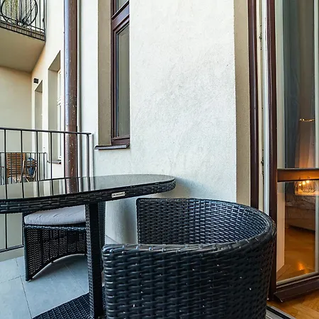 Cute With Terrace And Ac Lejlighed Prag