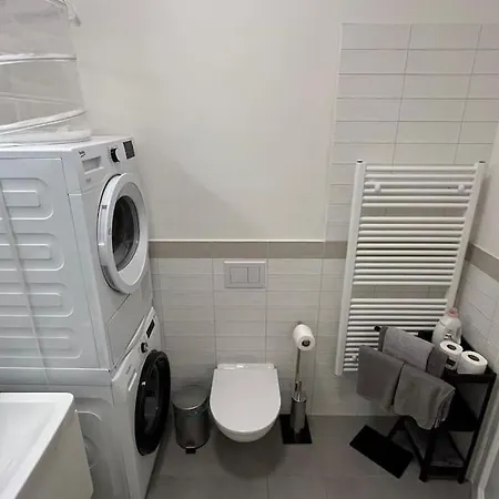 Appartement Cute With Terrace And Ac Praag